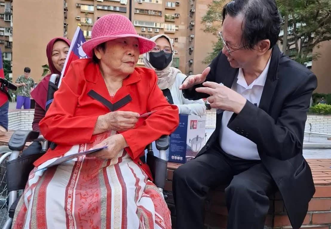 蔡志弘：國民黨主席候選人一起呼籲共機嘜擱來