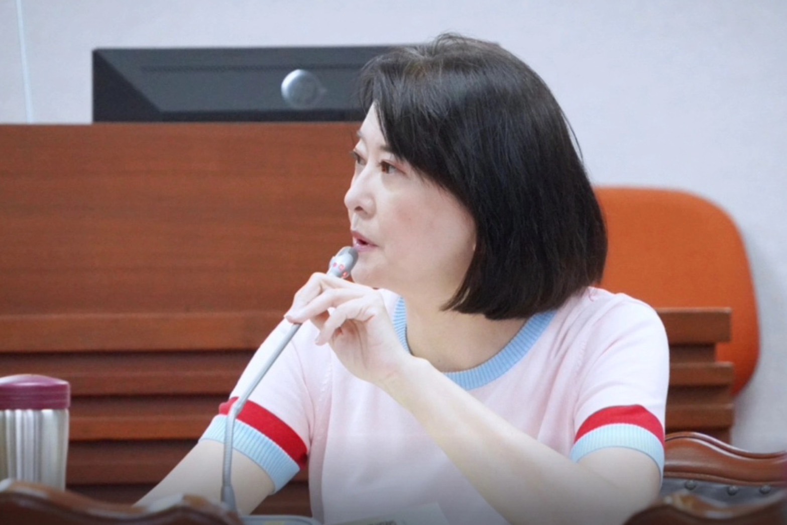 民進黨要「公民先行」推公投　王鴻薇：輸不起就翻桌的劇本永遠玩不膩