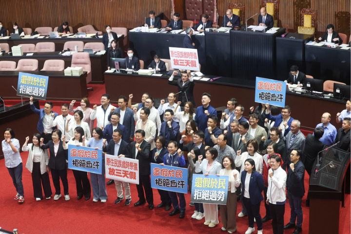 台灣去年總工時2030小時！超越日韓排亞洲第二　網諷：奴工島