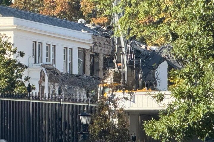 川普的豪華舞會大廳正式動工　白宮東翼部分已被夷為平地