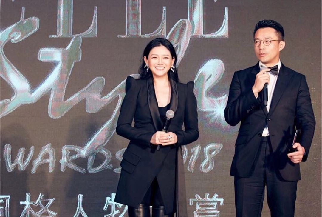 大S IG上仍留著汪小菲合照，但兩人目前因離婚與財務問題，大S公布婚內種種交惡細節。圖/取自大S IG