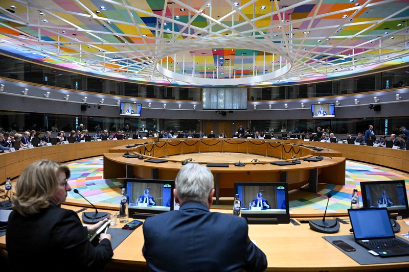 歐盟部長理事會18日通過《關鍵原料法》強化自主性。圖/取自歐盟部長理事會X