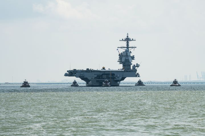 美國海軍甘迺迪號還配備「先進攔截索」及電磁彈射系統等新技術。圖/取自HII X