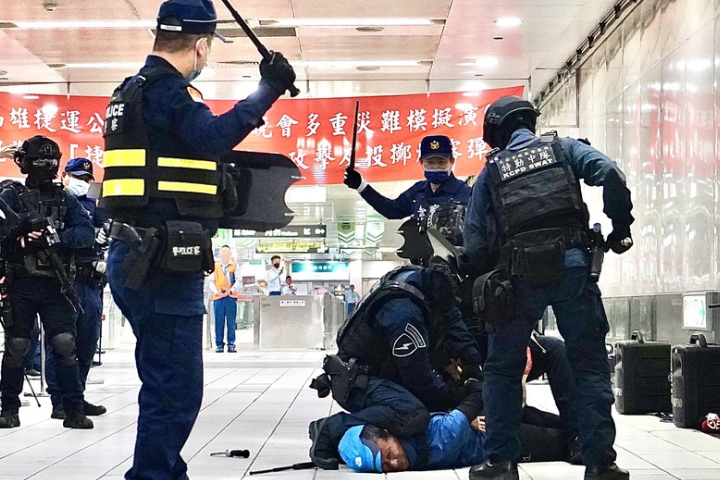 安心跨年　高市跨局處實兵操演　新北動員500警力維安