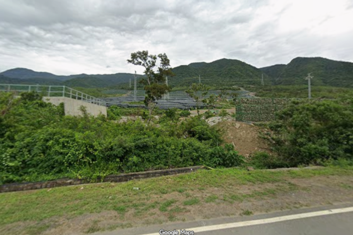 Google地圖驚見「太陽能板山」！彰濱、鳳林光電板參戰　網轟：美麗山林被摧毀