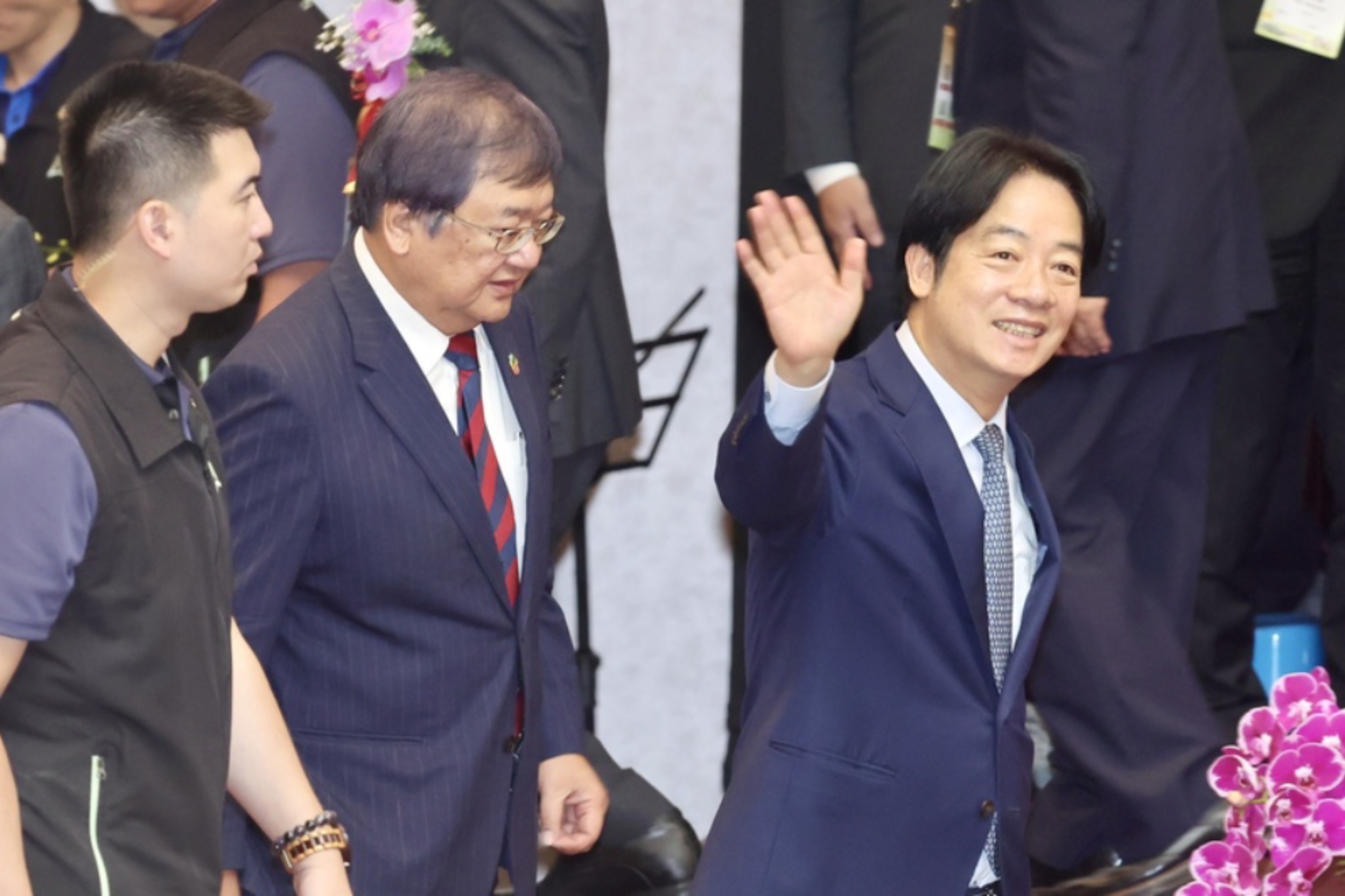 最後一天上班日  同台賴清德互動冷  衛福部長邱泰源曝真心話 