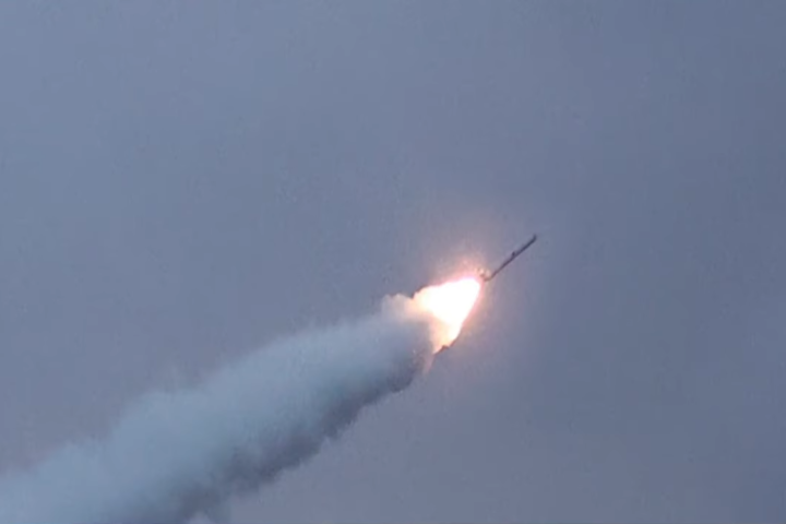 北韓再度向朝鮮半島西部黃海海域發射巡弋飛彈。圖/取自YTN官方《YouTube》頻道