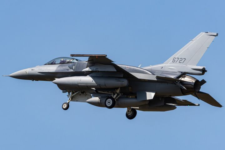 F-16V產線排擠無法如期交機　國防部：擬修預算保留延長條例