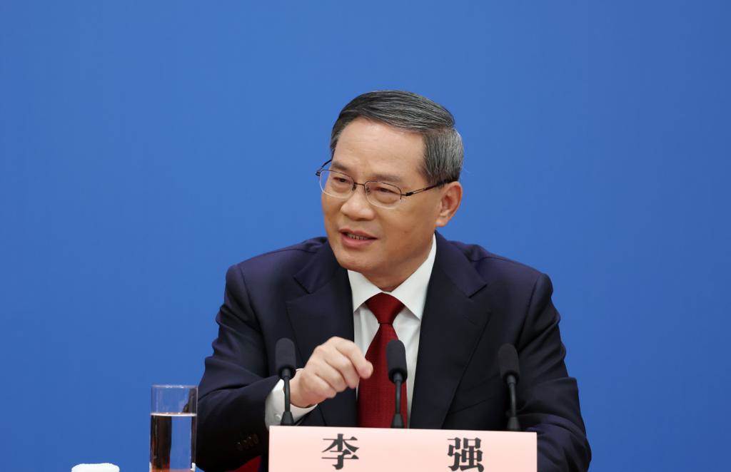 中國國務院總理李強喊話外商投資，望能使經濟持續回升。圖/新華社