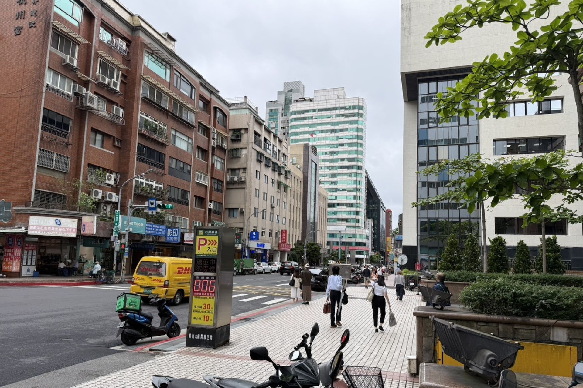 前5月六都房市交易年減3.5%　央行信用管制動向牽動下半年買氣