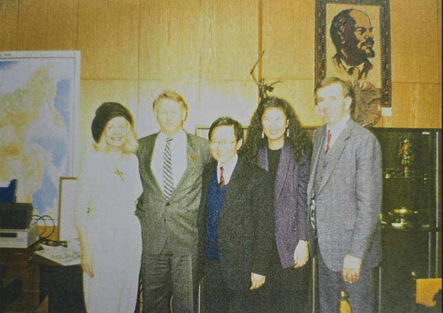 「派對女郎」蒙泰頓去世享壽96歲　前國代蔡志弘投資蘇聯就是她引介