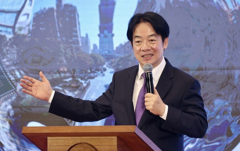 【梅花專論】賴總統就職周年 給了一張危險的成績單  