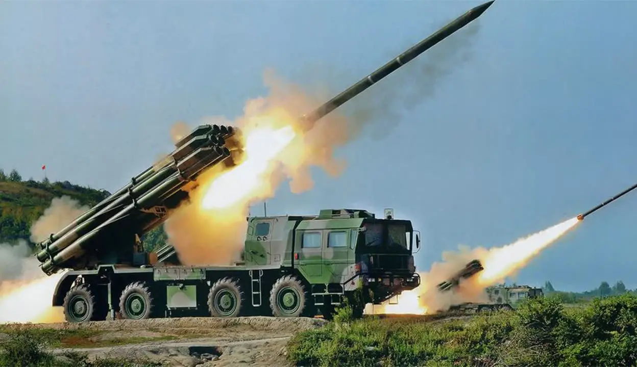 圖為中共最先進的地面火力裝備之一、PCH-191型遠程多管火箭炮。圖／取自搜狐 