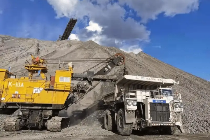 鄧小平親下令！中國稀土霸權60年前開始布局：從包頭礦山到控制全球供應鏈