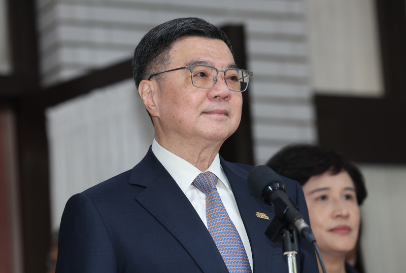 針對國民黨擬提反廢死反戒嚴公投一事，行政院長卓榮泰怒嗆「適可而止」。圖／中央社