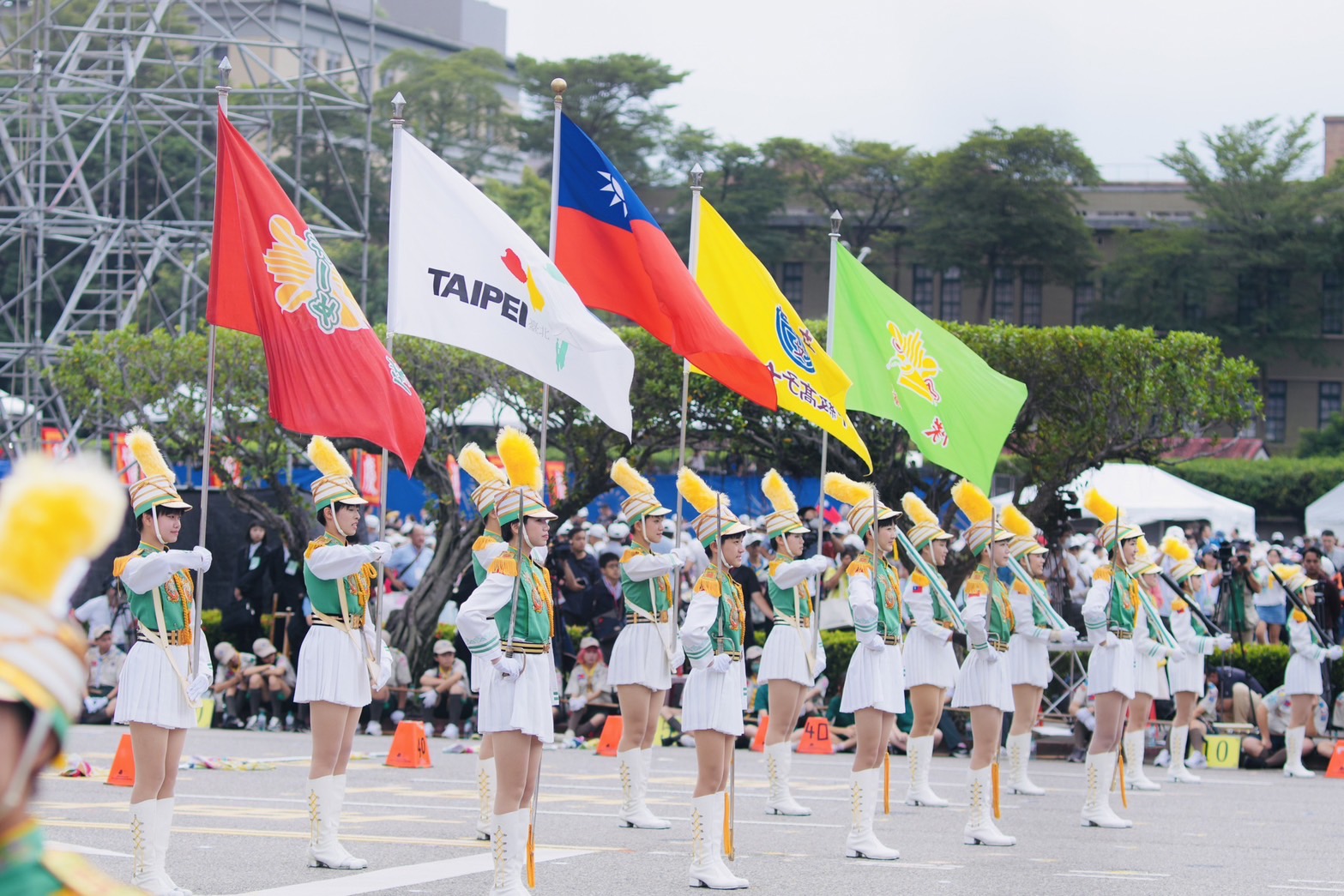 為爭取青年支持，賴總統10日強調，政府會繼續打房、打詐。圖/梁鴻欣攝