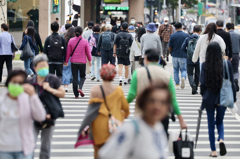 9月失業率降至3.38% 但工時不足、長期失業人數都增加