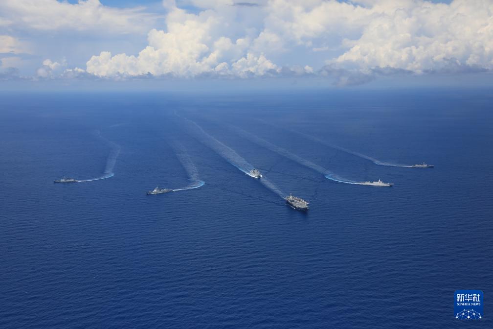 大陸首艘國產航空母艦山東艦與編隊將於3日起訪問香港五天，期間開放民眾參觀等一系列交流活動。圖/取自新華社