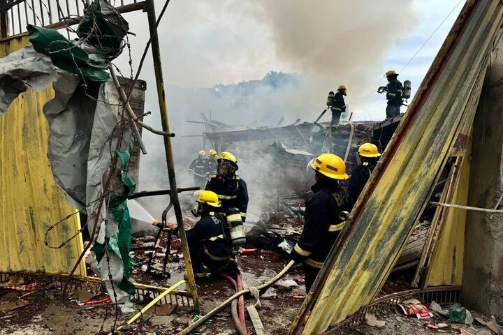 菲律賓一處爆竹倉庫發生大爆炸。圖/取自三寶顏市《臉書》官方粉專