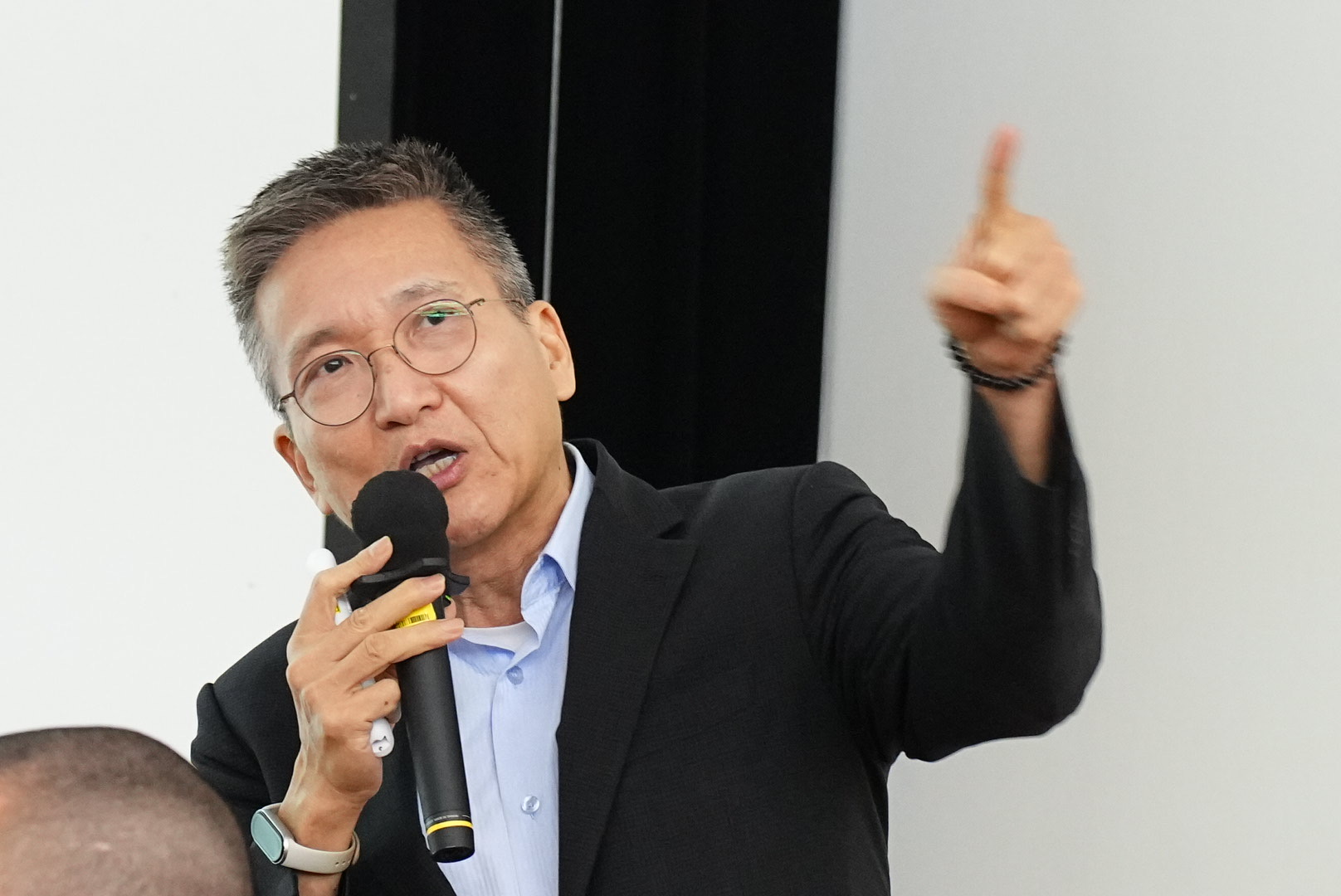 淡江大學兩岸關係研究中心主任張五岳13日指出，大陸是對川普關稅戰準備最充足的國家。圖/記者陳思豪攝
