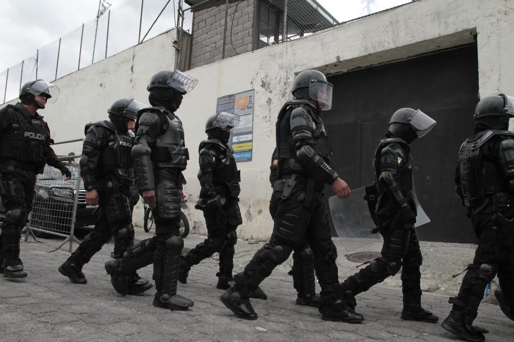 厄瓜多警方強闖大使館逮人 墨西哥將告上國際法院 