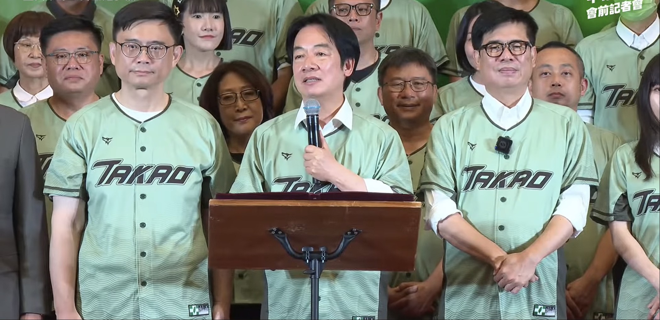 民進黨8月12日將行動中常會移師高雄，總統兼黨主席賴清德親自南下替賴瑞隆助陣，並強調高雄「非勝不可」。圖／擷取自民進黨YouTube影片