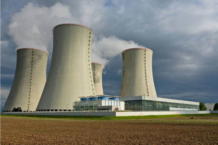 圖為核電廠示意圖。圖/取自UnsplashLukáš Lehotský攝 