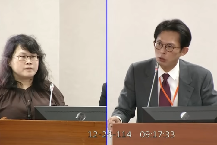 提高退休警消替代率新法已生效，但內政部因未編預算，遭民眾黨立委黃國昌批賴帳、欠錢不給，預告若明年一月仍未給付，將協助警消發起團體訴訟。圖/取自黃國昌YT頻道