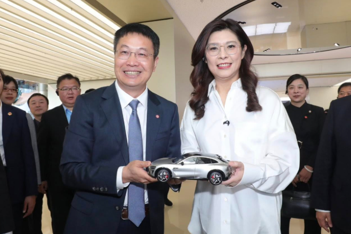 【梅花評論】全球和平架構看鄭麗文大陸行