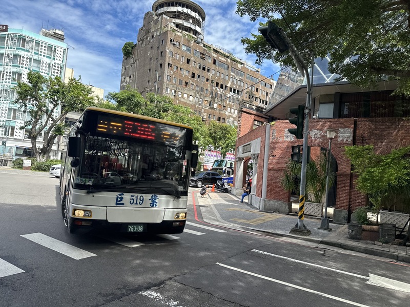 東海大學會計系女學生在宮原眼科路口遭撞身亡。圖/中央社