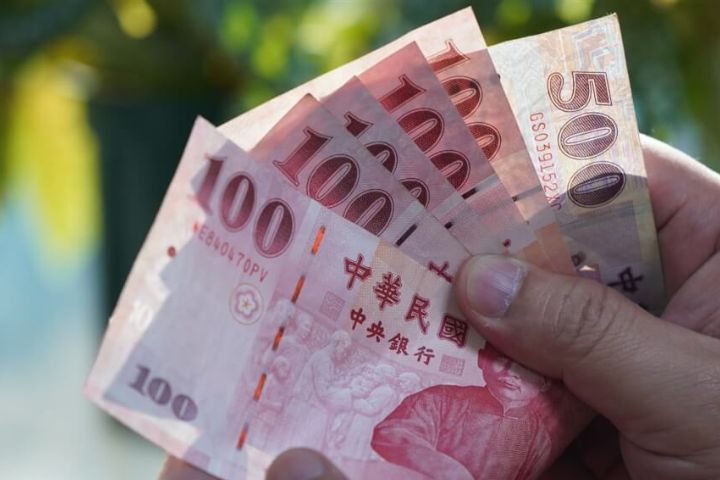 兩岸貨幣同步走強　新台幣創近2個半月高、人民幣連三升