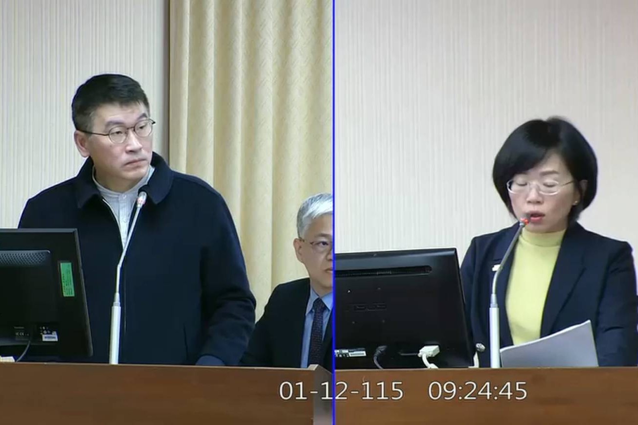 民進黨立委蘇巧慧(右圖)12日針對《反滲透法》修正草案質詢陸委會副主委梁文傑(左圖)。圖/翻攝自國會頻道