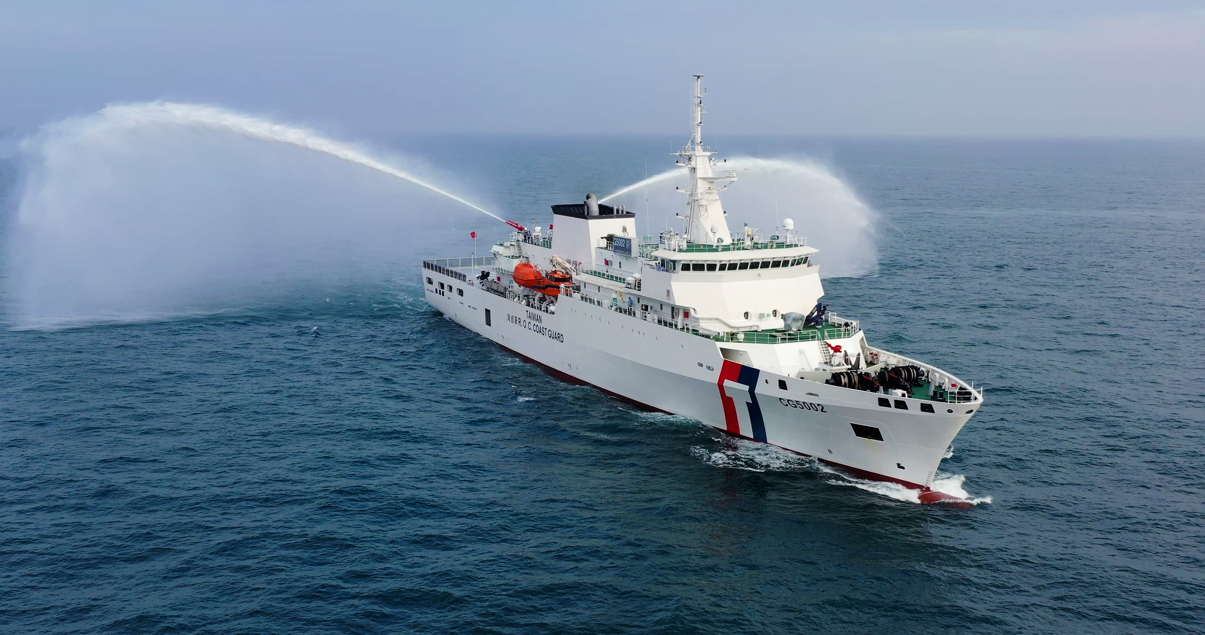 海巡署排水量為4000噸的「新竹艦」。圖/取自海巡署官網