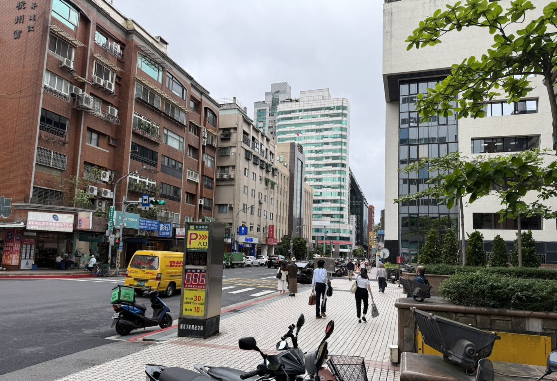 股房兩樣情　 4月六都買賣移轉棟數月減14.2%