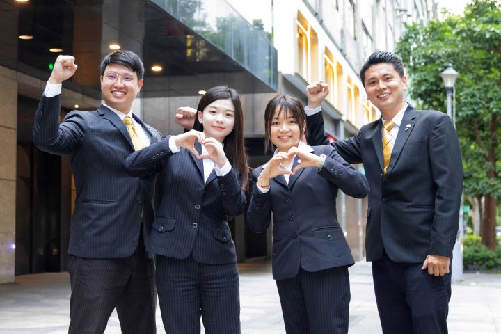 永慶房屋經紀人員每年可領最高250萬幸福成家基金，2025年共發出近1.8億元。圖/永慶房屋提供