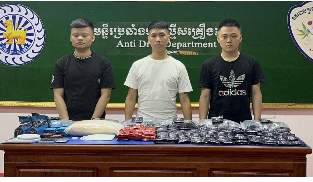 遭逮捕的3名台籍男子。圖/取自柬埔寨肅毒局