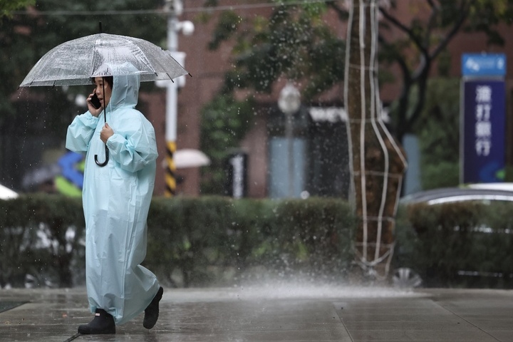 鋒面北移降雨趨緩，各地仍有午後雷陣雨。圖/取自中央社