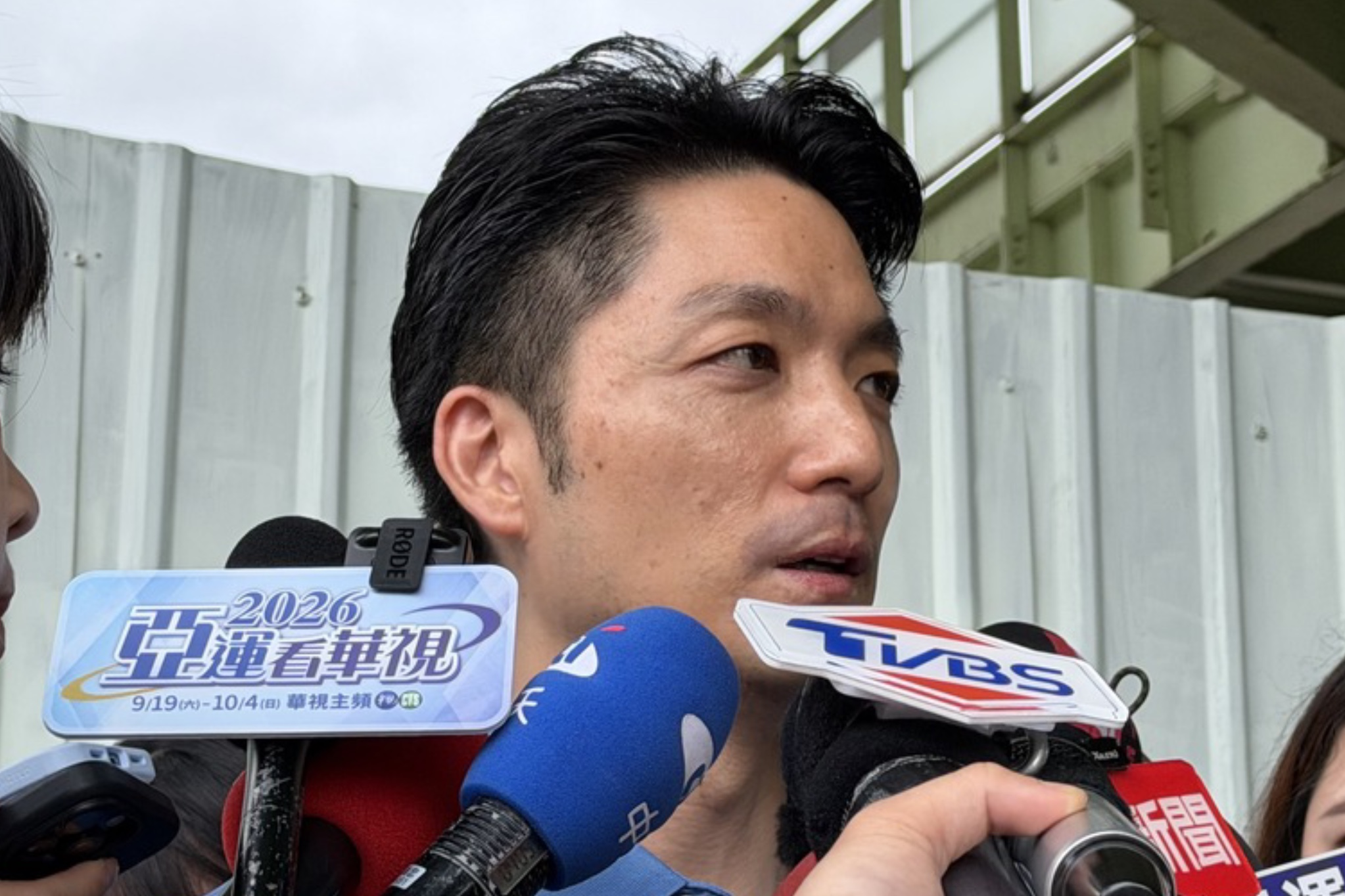 蔣萬安合體里長拍形象照　戴錫欽曝光選前黃金周大型造勢