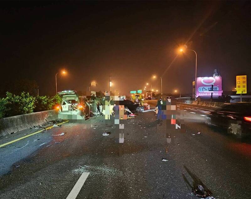 國道上開自動駕駛忘記注意路況　連撞7車釀1死