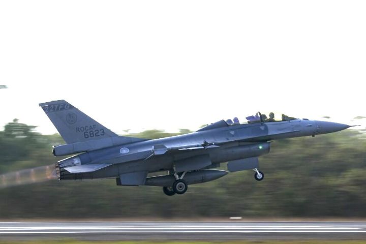 美將為台F-16V提供IRST21莢艙　強化對共機監控能力