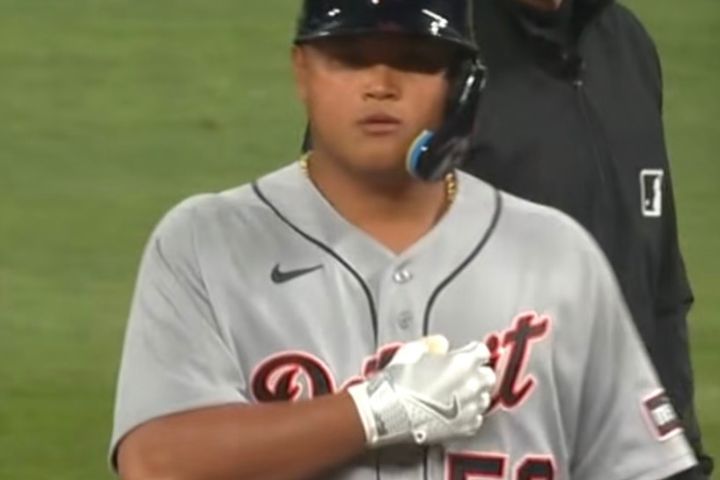 「台灣怪力男」李灝宇連兩戰敲安　出戰勇士擊出二壘打