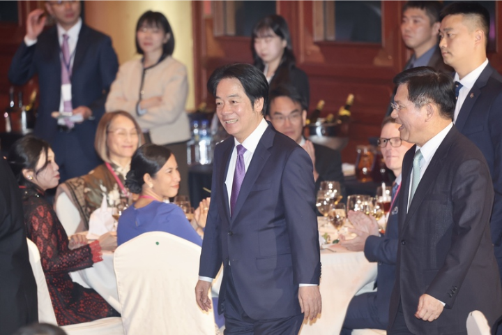 資深媒體人何啟聖：總統不該把自己設定為破壞團結的炸藥包角色！