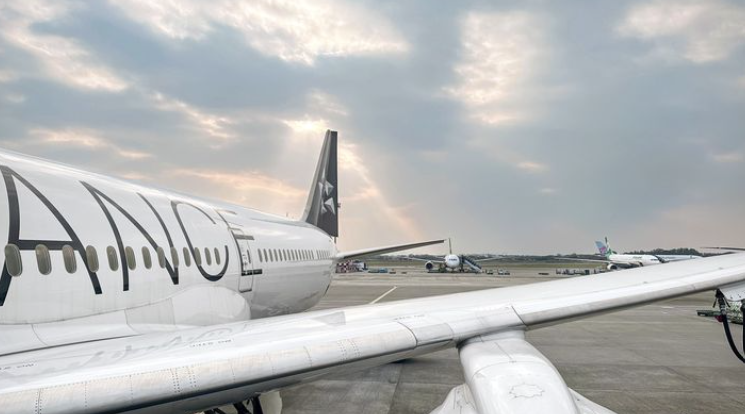 中東情勢緊張，多家航空公司繞開伊朗。圖/取自長榮航空IG