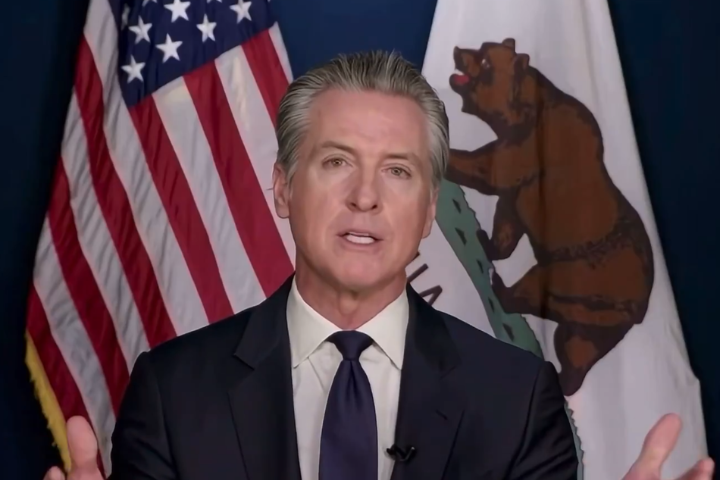 【伊朗危機】FBI示警：伊朗恐以船隻發射無人機突襲美本土　加州列潛在目標