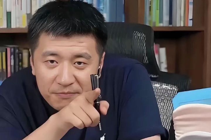 陸網紅講師張雪峰賬號被禁關注 曾嗆攻台捐款惹議