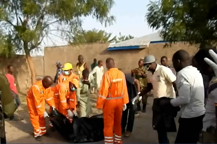空襲博科聖地恐怖分子卻誤擊市場　奈及利亞軍方炸死100平民遍地童屍