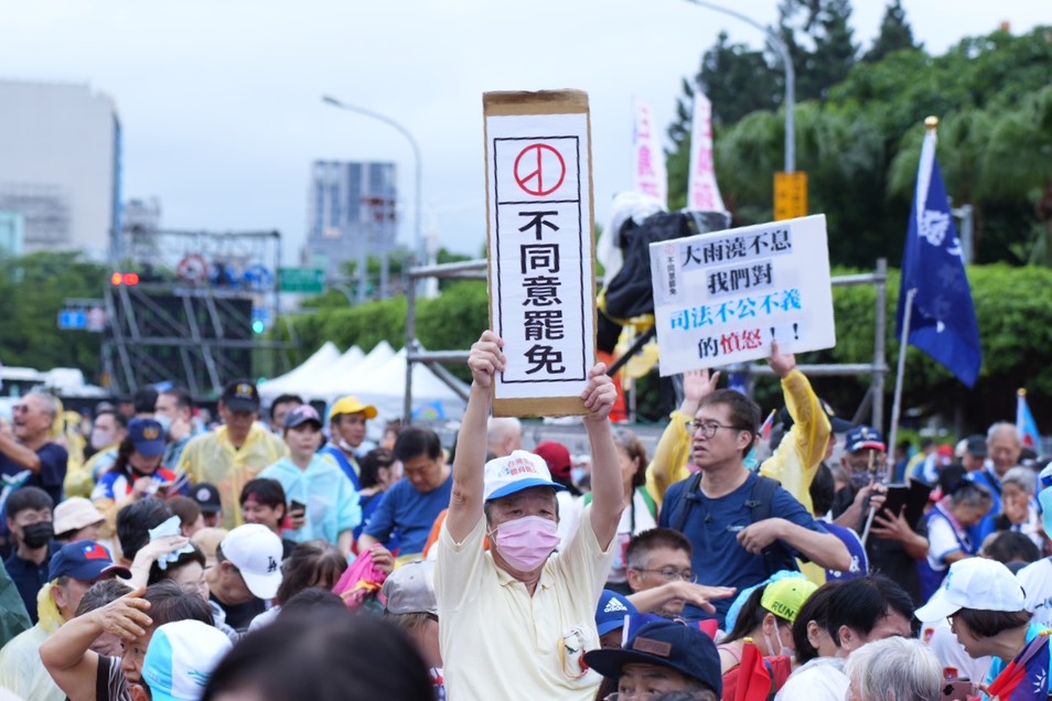 《紐時》：台灣大罷免登場  考驗民主韌性與兩岸關係