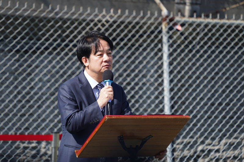 陳淞山認為，總統賴清德的內憂外患壓力不小，蔡蘇「結盟」登山背後或具警示意味。圖／中央社