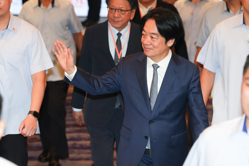政院、立院隔空交火！許宇甄：政治僵局最大責任人「最該辭職就是賴清德」
