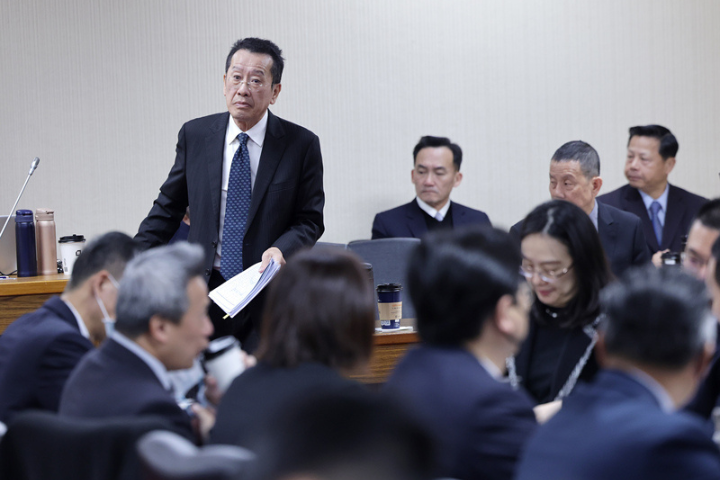 通信部隊編回陸軍？顧立雄：資通電軍專注電子戰、網路戰